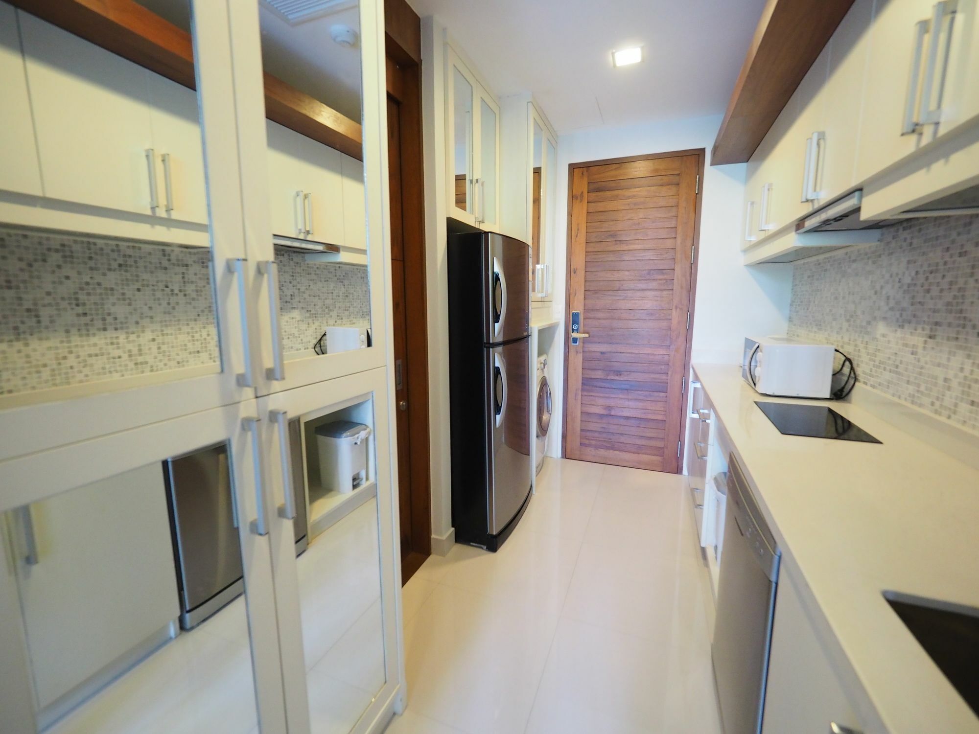 Q Conzept Condominium Karon Luaran gambar